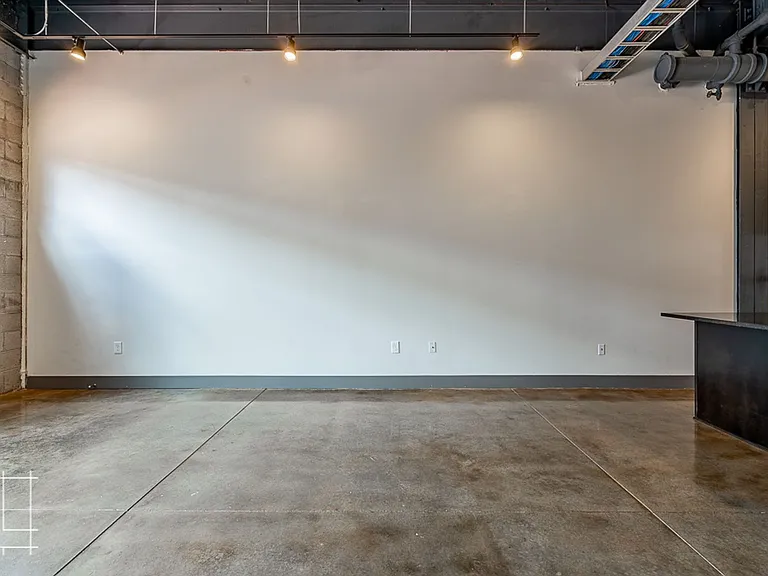Wonder Bread Lofts — Photo 44