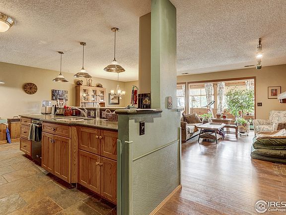 5th image of 1546 Bradley Dr #A