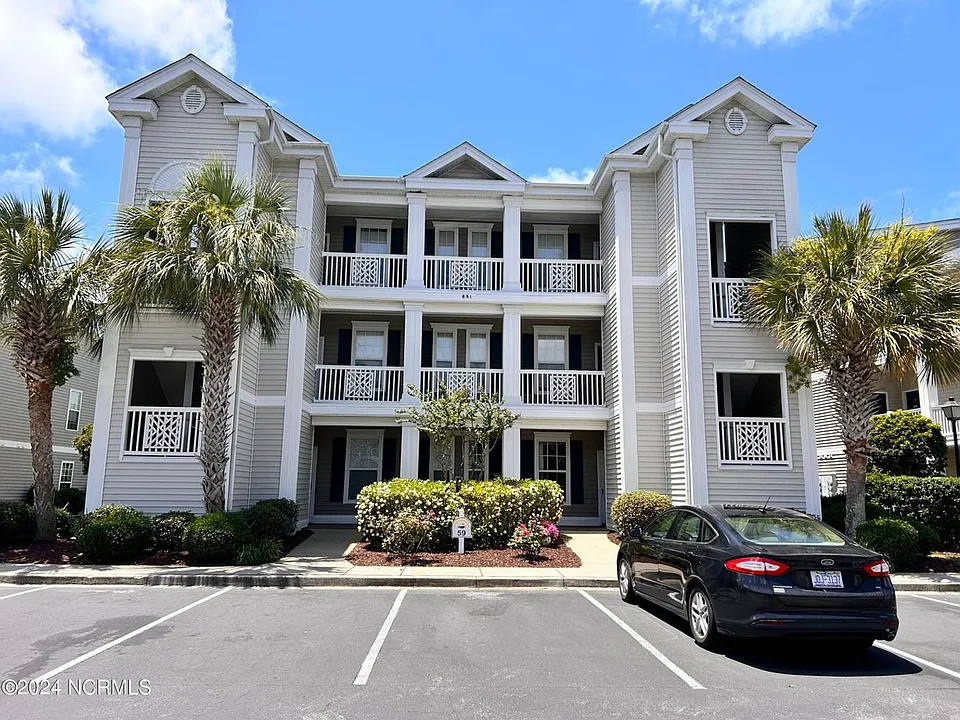 881 Great Egret Cir SW #59D