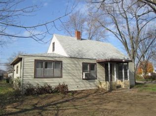 1111 S 11th St, Prairie Du Chien, WI 53821