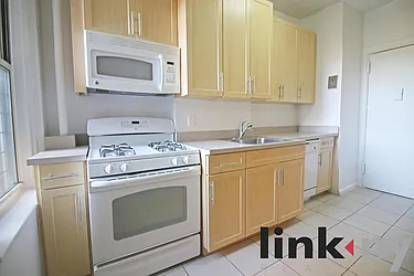 Rented by Link NY Realty