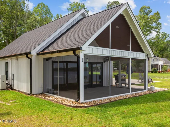 3265 Mouth Of The Creek Road, Blounts Creek, NC 27814