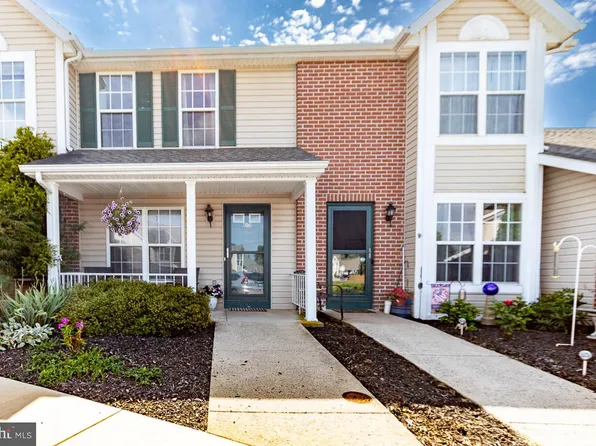 306 Fieldstone Ln, Bellefonte, PA 16823