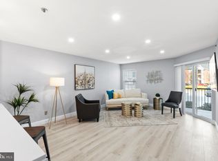 3309 Wyndham Cir APT 1182, Alexandria, VA 22302