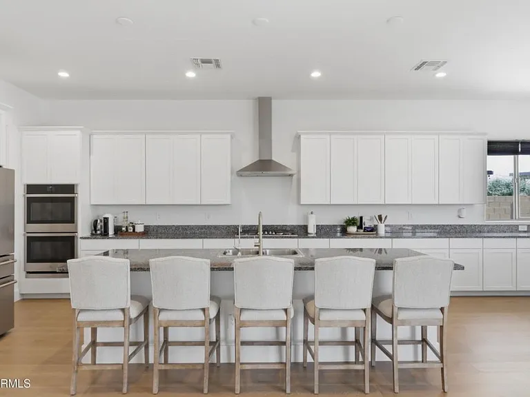 40583 W Desert Fairways Dr — Photo 4