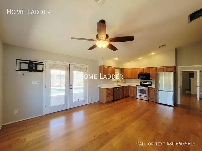 11520 W Citrus Grv — Photo 3