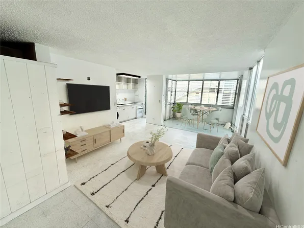 3027 Pualei Cir APT 106, Honolulu, HI 96815