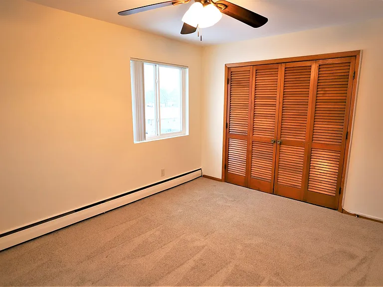 6526 Oliver Ave S — Photo 18