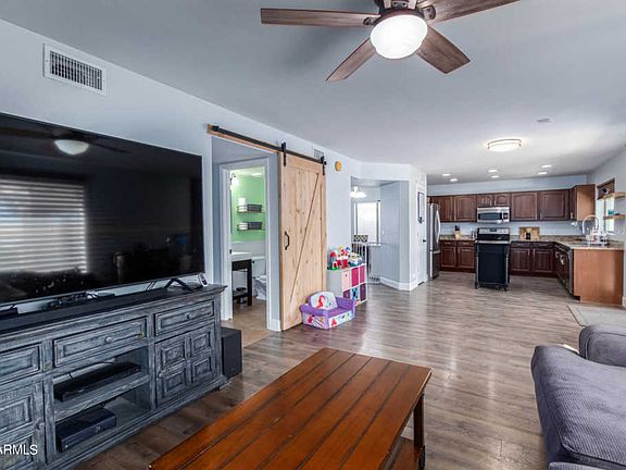 3rd image of 34838 N Stetson Ct