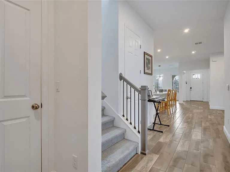 2069 Celebration Blvd — Photo 32