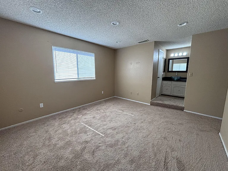 2405 Dels Ln — Photo 17