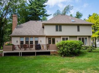 52500 Woodington Ct, Granger, IN 46530