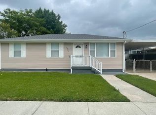 2224 Pecan Dr, Chalmette, LA 70043