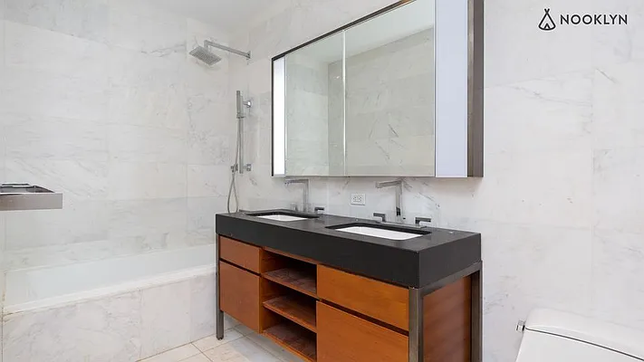 Rented by Nooklyn NYC LLC | media 6