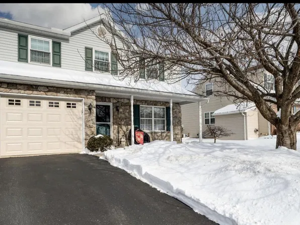 1018 Georgetown Dr, Reading, PA 19605