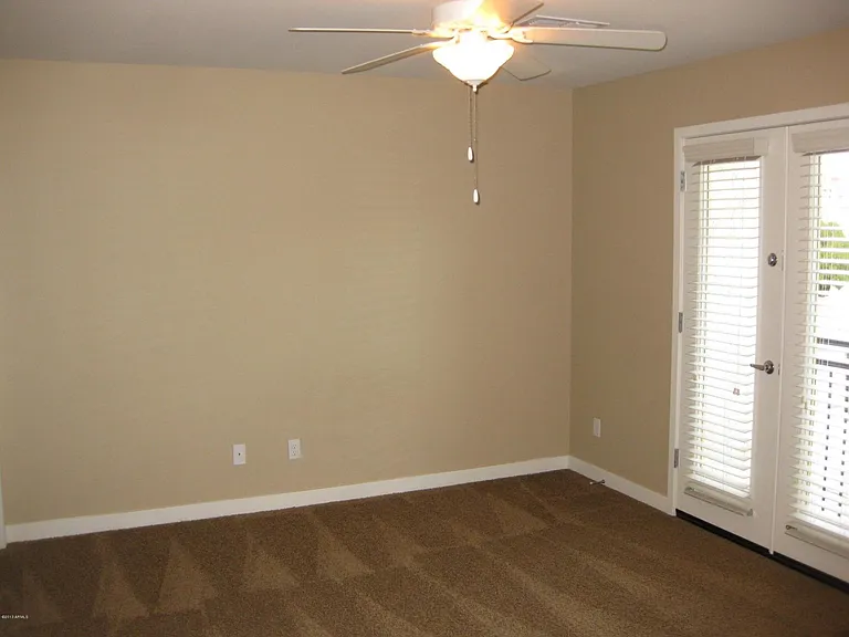1147 E Cedar St — Photo 9