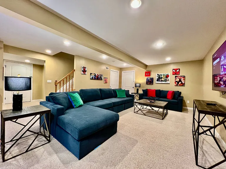 5531 Oakview Ter — Photo 32