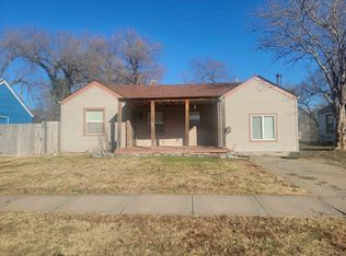 2014 E Murdock St, Wichita, KS 67214