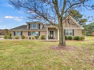 6336 Blackwater Rd, Virginia Beach, VA 23457