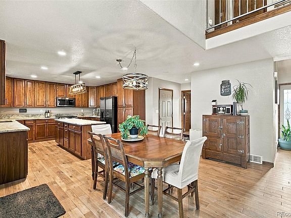 5th image of 15175 Almstead Street