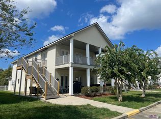 11182 River Highlands Dr UNIT 14B, Saint Amant, LA 70774