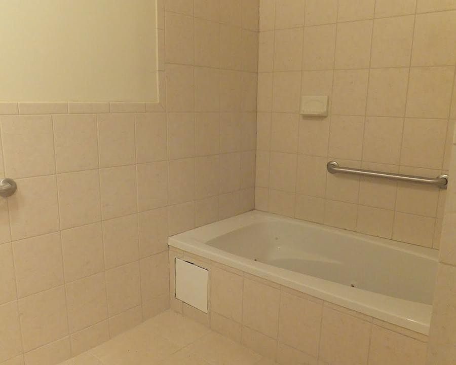 Spacious bathroom