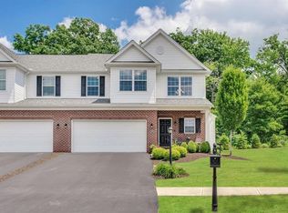 233 Bentbrook Cir, Cranberry Township, PA 16066