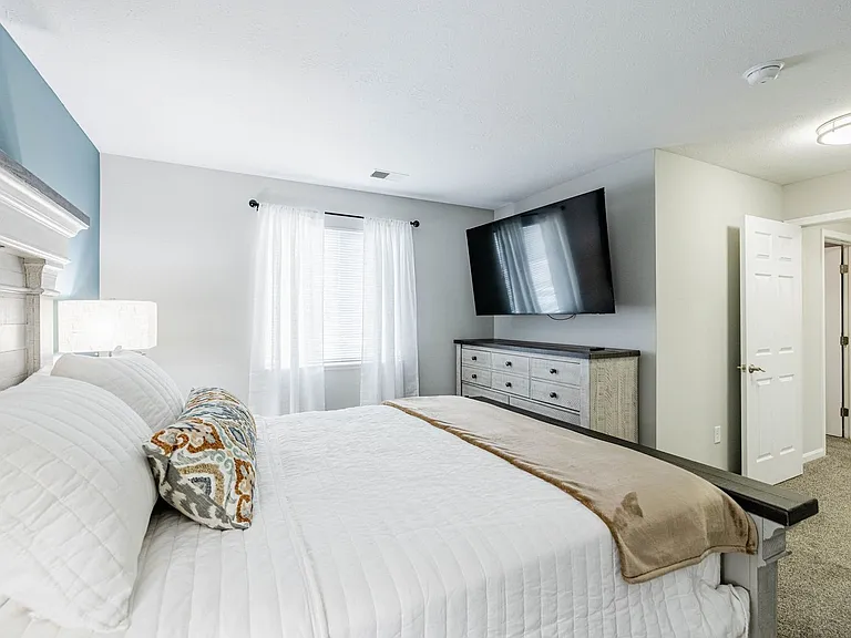Compass Pointe — Photo 255