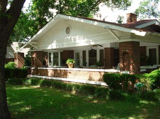 103 S 4th St, Grandview, TX 76050
