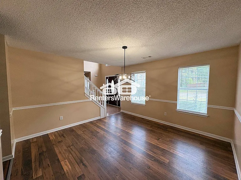 1576 Rogers Crossing Dr — Photo 6