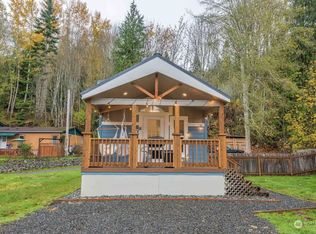 94 N Maple Ln, Port Angeles, WA 98362