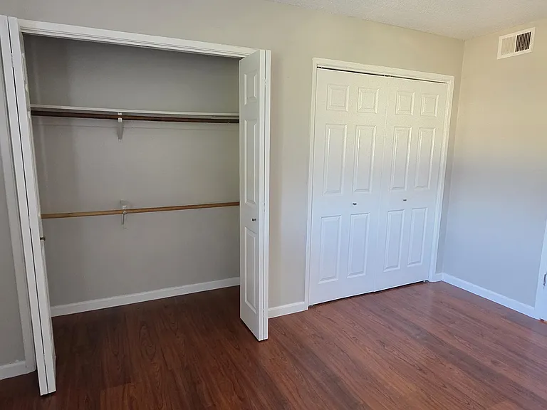 4136 N Thesta St #10 — Photo 18