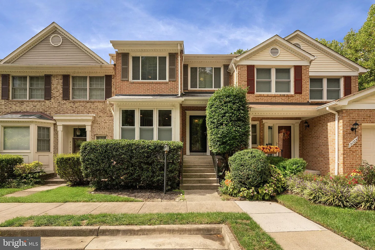9103 Golden Sunset Ln photo 1
