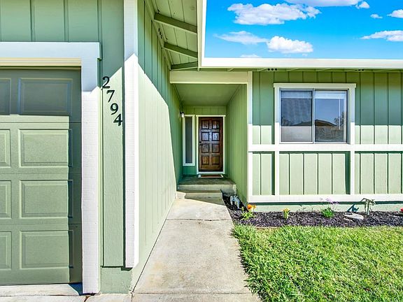3rd image of 2794 Toland Drive