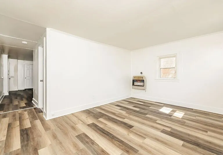 124 S Chillicothe St #4 — Photo 6