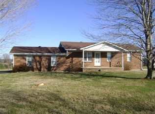 660 T P Cundiff Rd, Columbia, KY 42728