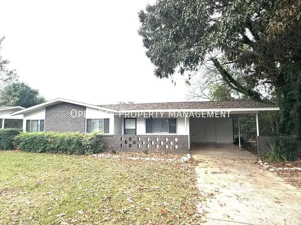 207 Plaza Dr, Daleville, AL 36322