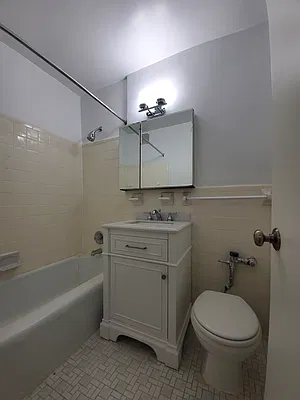 Rented by NYC Realty Brokers LLC | media 10