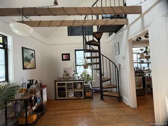 28 Bridge St #2 — Photo 5