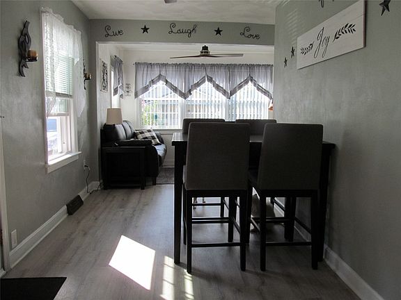 3rd image of 1108 Avenue A