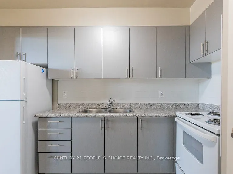 3875 Sheppard Ave E #605 — Photo 6