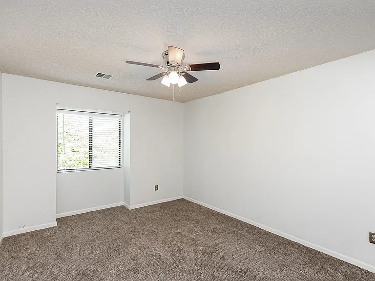 5870 Park St #9 — Photo 14
