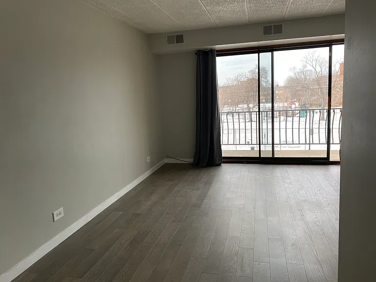 5411 W Lawrence Ave — Photo 10