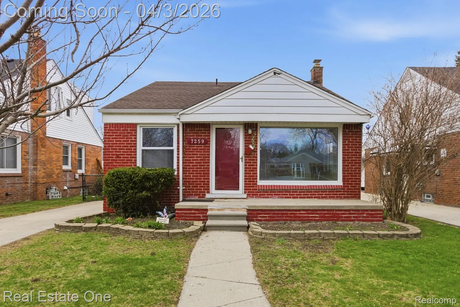 7259 Fenton St photo 1
