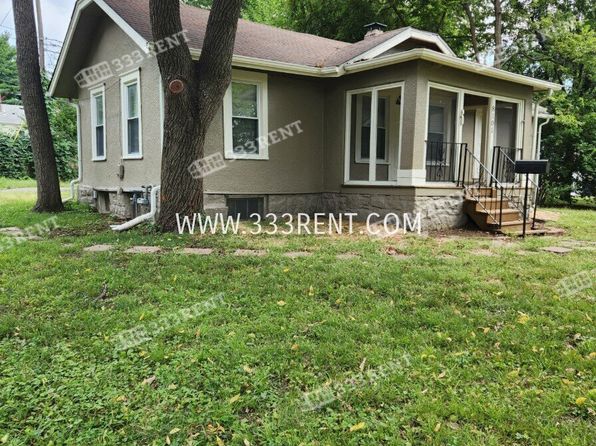 8101 Ward Pkwy