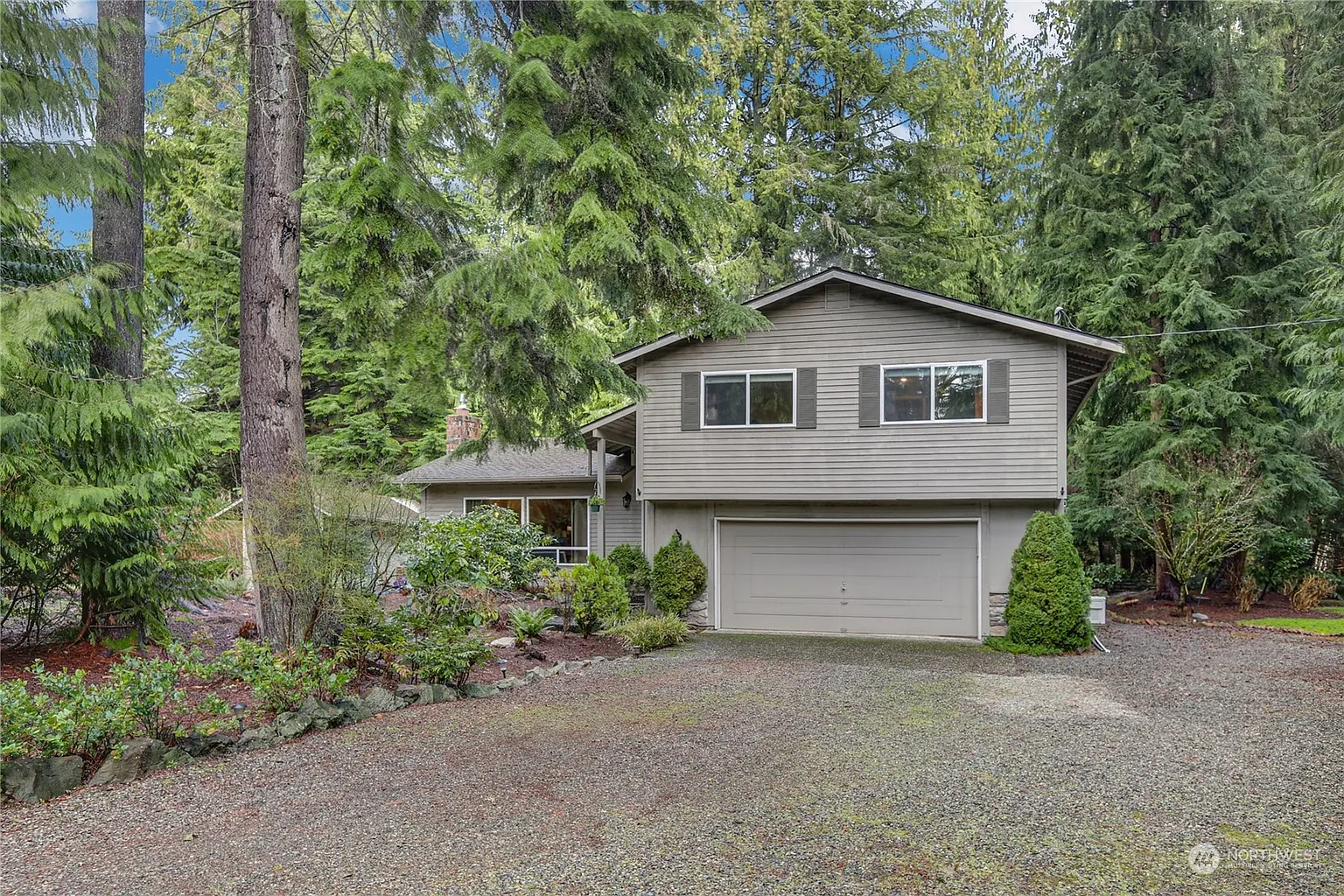 18304 NE 191st Court photo 1