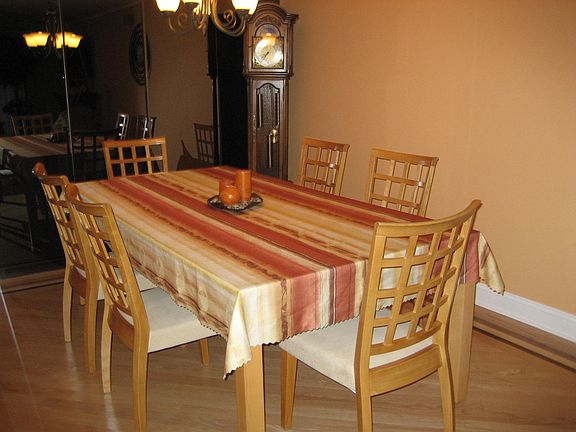 3rd image of 250 W Parliament Pl APT 106