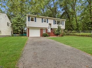 760 Harrison Ave, Roselle, NJ 07203