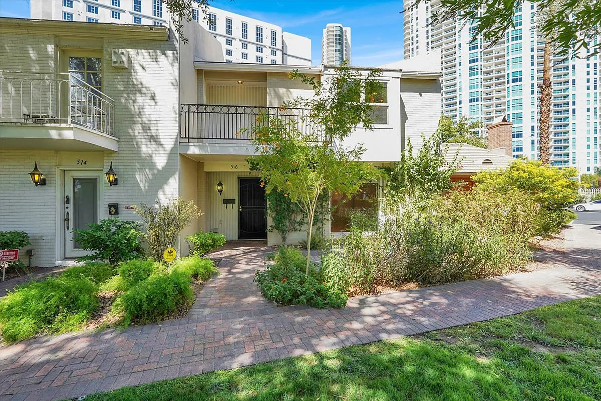 Lv Country Club Home! — Photo 1