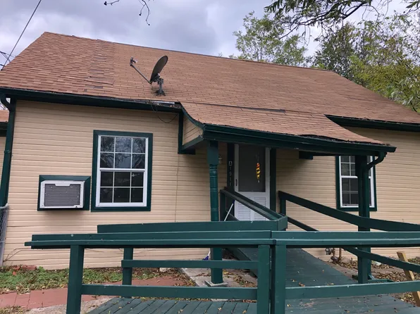 1911 Pecan Street - A, 1911 Pecan St APT A, Commerce, TX 75428